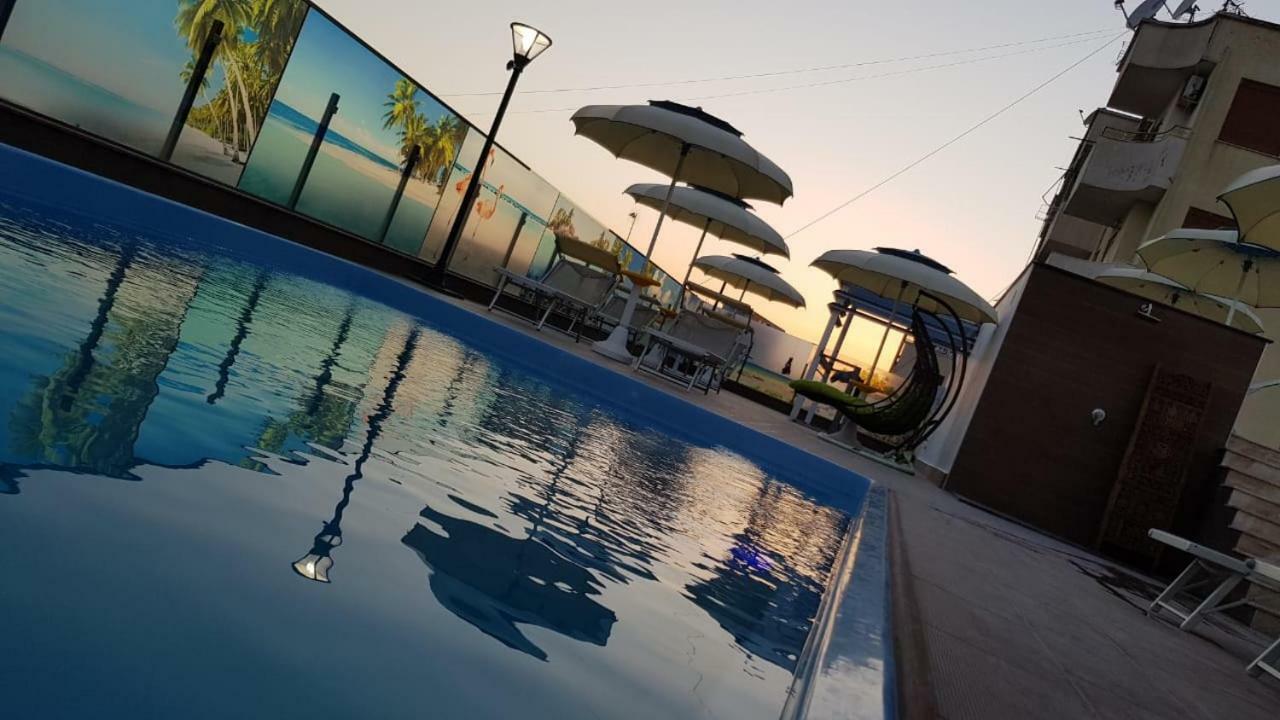 Hotel Antalya - Beach Durrës Exterior foto